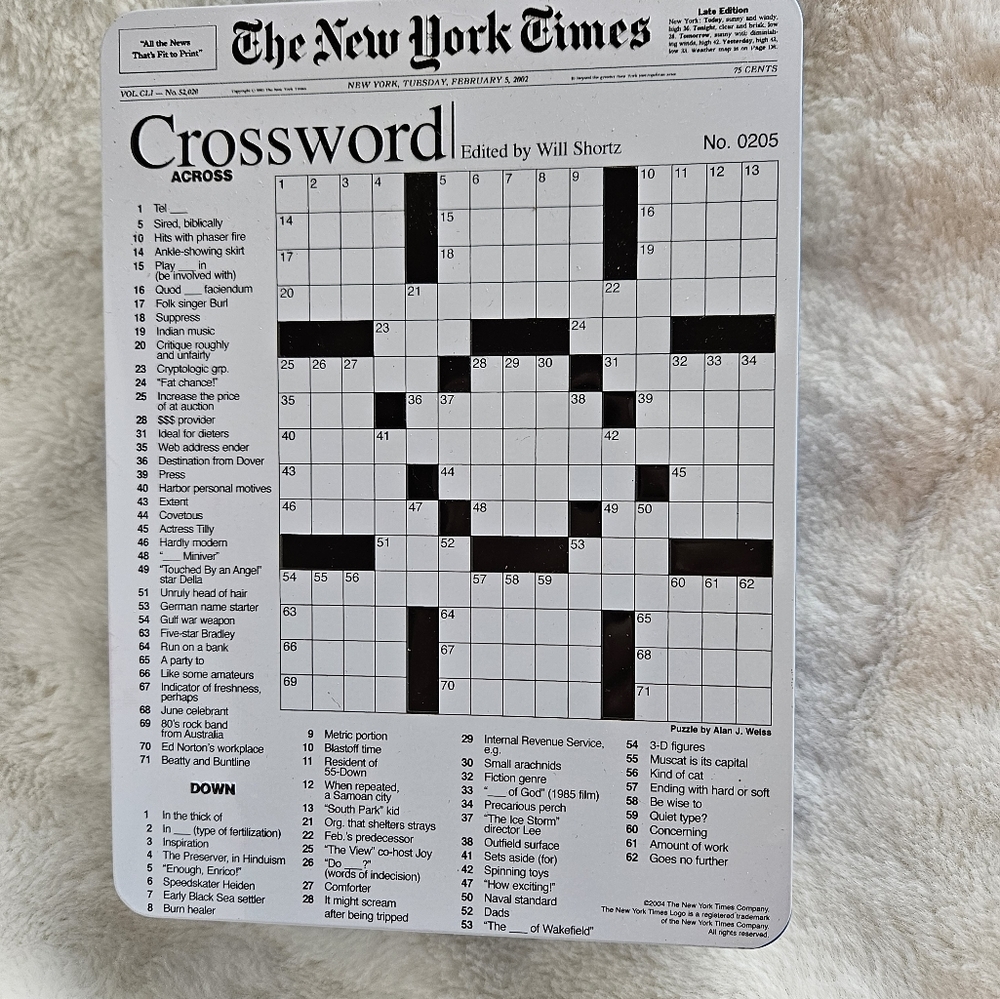 NEW The New York Times crossword puzzle in a 500-piece puzzle. Creative gift